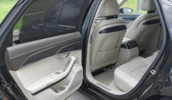 AUDI A8  | 4×4 (stały) | Automatyczna | 286 KM | Czarny full