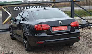 Volkswagen Jetta | FWD (przód) | Automatyczna | 105 KM | Czarny full