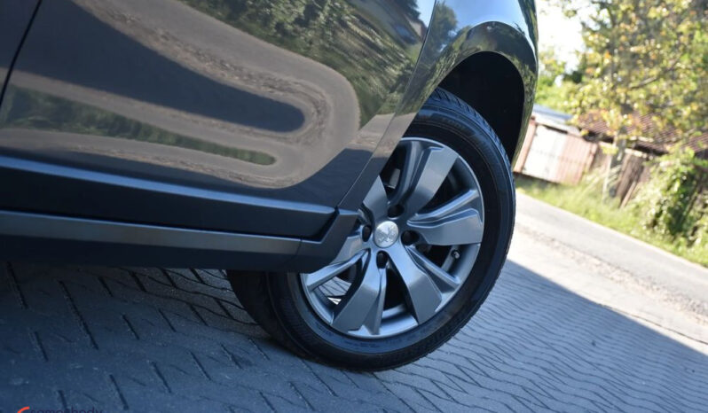 PEUGEOT 2008  | FWD (przód) | Manualna | 99 KM | Szary full