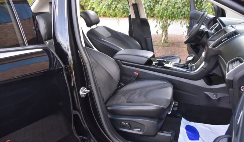 FORD EDGE  | 4×4 (stały) | Automatyczna | 210 KM | Czarny full