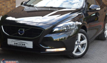 VOLVO V40  | FWD (przód) | Manualna | 150 KM | Czarny full