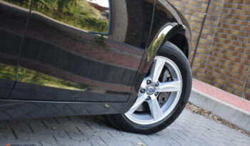 VOLVO V40  | FWD (przód) | Manualna | 150 KM | Czarny full