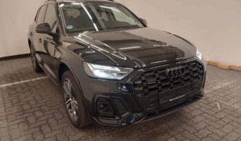 AUDI Q5  | 2023 | 204 KM | 1968cm3 | Czarny full