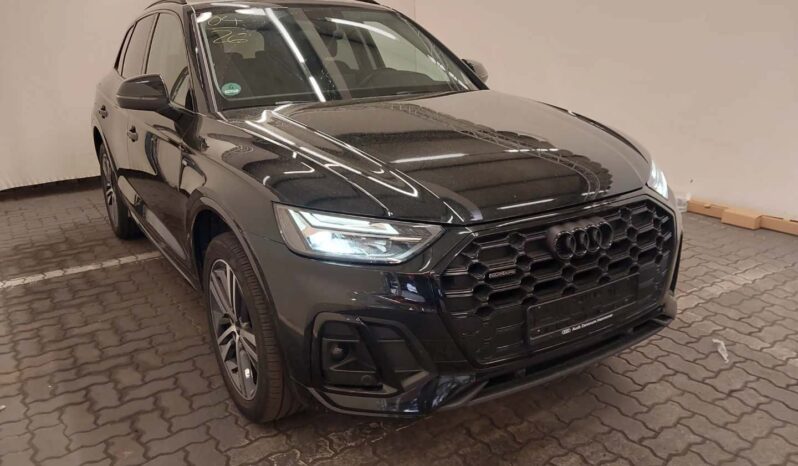 AUDI Q5  | 2023 | 204 KM | 1968cm3 | Czarny full