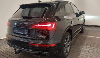 AUDI Q5  | 2023 | 204 KM | 1968cm3 | Czarny full
