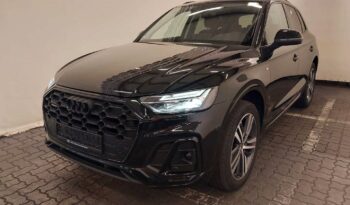 Audi Q5  | 2023 | 204 Km | 1968Cm3 | Czarny