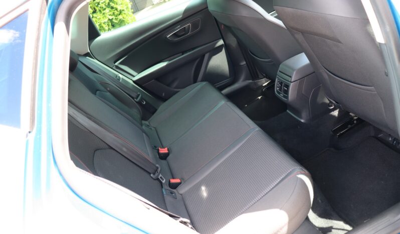 SEAT Leon  | 2015 | 150 KM | 1395cm3 | Niebieski full