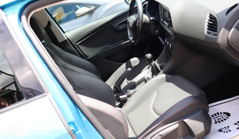 SEAT Leon  | 2015 | 150 KM | 1395cm3 | Niebieski full