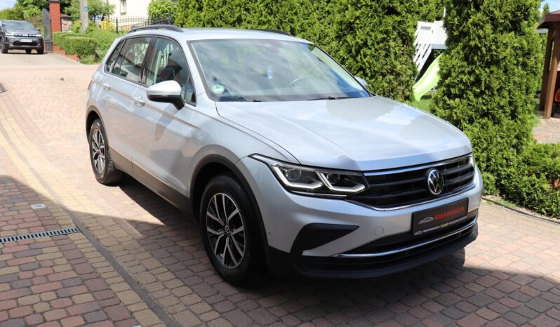 VOLKSWAGEN Tiguan  | 2021 | 150 KM | 1968cm3 | Srebrny full