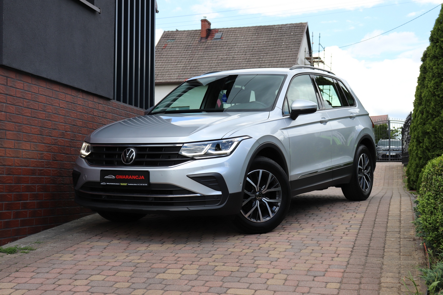 Volkswagen Tiguan  | 2021 | 150 Km | 1968Cm3 | Srebrny