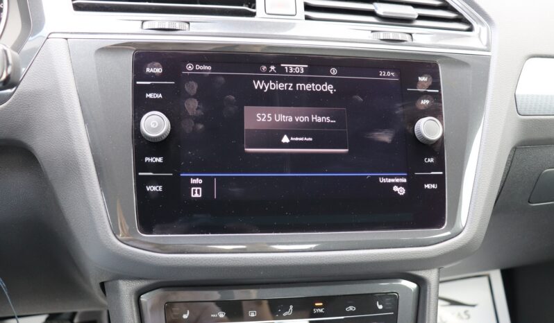 VOLKSWAGEN Tiguan  | 2021 | 150 KM | 1968cm3 | Srebrny full