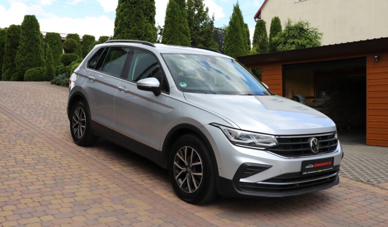 VOLKSWAGEN Tiguan  | 2021 | 150 KM | 1968cm3 | Srebrny full