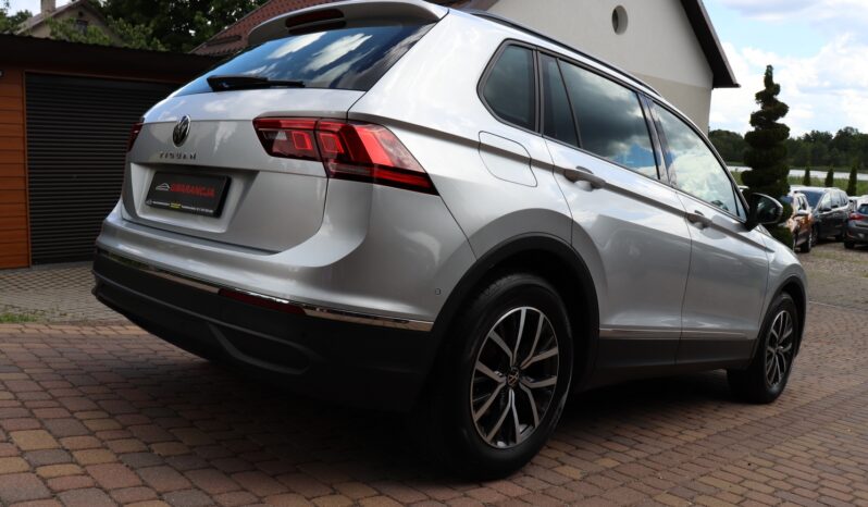 VOLKSWAGEN Tiguan  | 2021 | 150 KM | 1968cm3 | Srebrny full