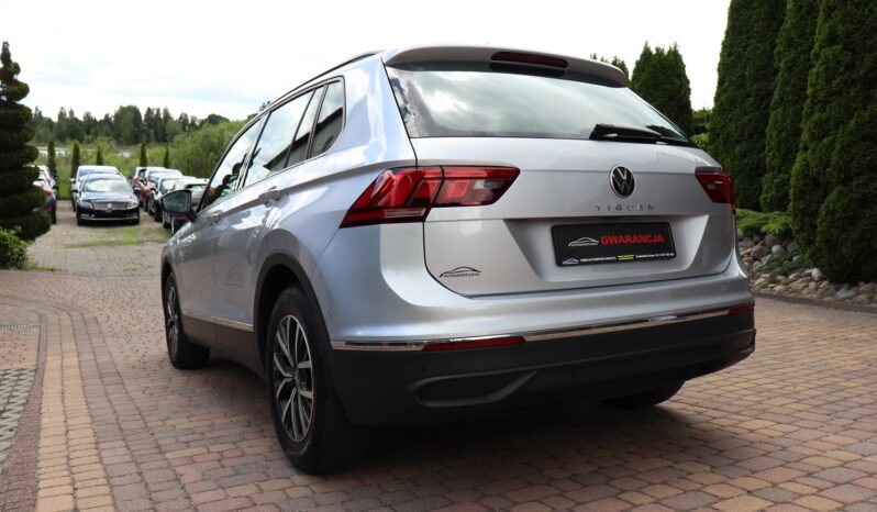VOLKSWAGEN Tiguan  | 2021 | 150 KM | 1968cm3 | Srebrny full