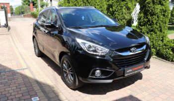 HYUNDAI ix35  | 2015 | 115 KM | 1685cm3 | Czarny full
