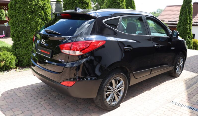 HYUNDAI ix35  | 2015 | 115 KM | 1685cm3 | Czarny full