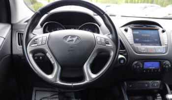 HYUNDAI ix35  | 2015 | 115 KM | 1685cm3 | Czarny full