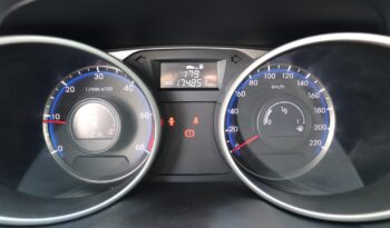 HYUNDAI ix35  | 2015 | 115 KM | 1685cm3 | Czarny full