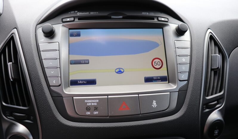 HYUNDAI ix35  | 2015 | 115 KM | 1685cm3 | Czarny full