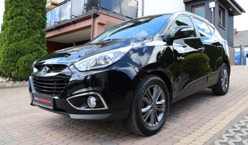 HYUNDAI ix35  | 2015 | 115 KM | 1685cm3 | Czarny full