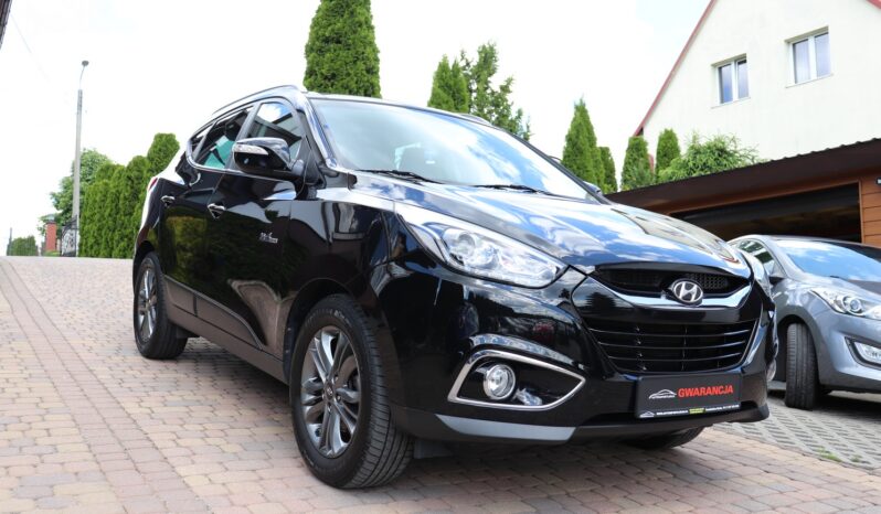 HYUNDAI ix35  | 2015 | 115 KM | 1685cm3 | Czarny full