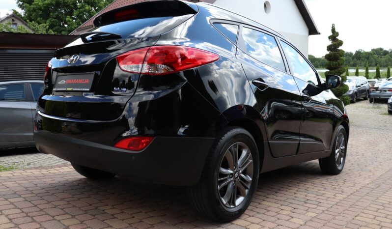 HYUNDAI ix35  | 2015 | 115 KM | 1685cm3 | Czarny full