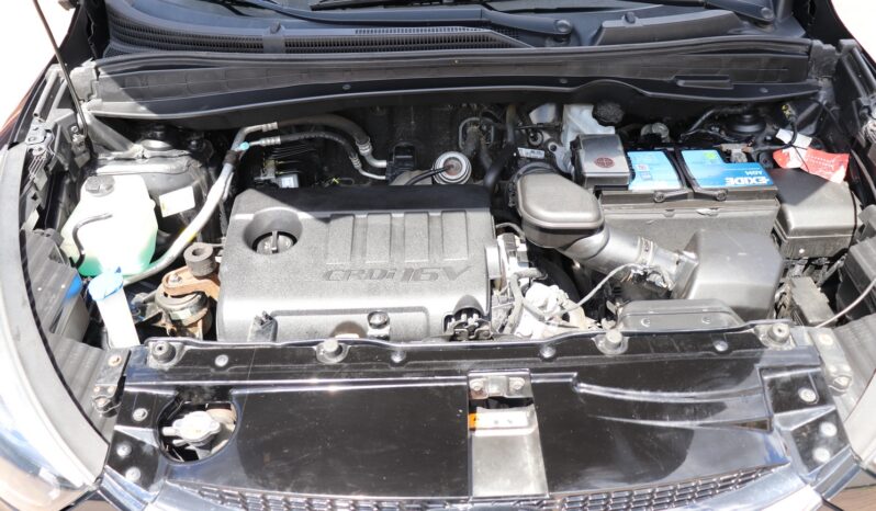 HYUNDAI ix35  | 2015 | 115 KM | 1685cm3 | Czarny full