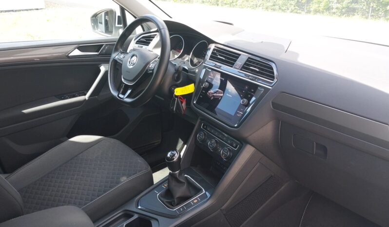 VOLKSWAGEN Tiguan  | 2018 | 150 KM | 1968cm3 | Biały full