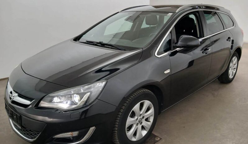 Opel Astra | 2015 | 140 Km | 1400Cm3 | Czarny