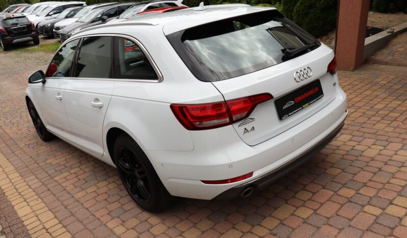 AUDI A4 Avant | 2017 | 150 KM | 1968cm3 | Biały full