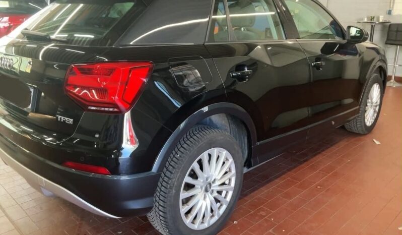 AUDI Q2  | 2017 | 150 KM | 1395cm3 | Czarny full