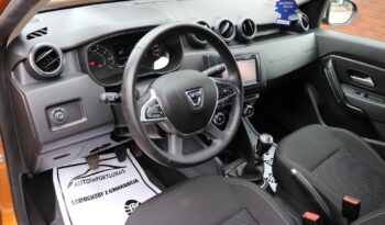 DACIA Duster  | 2018 | 114 KM | 1598cm3 | Pomarańczowy full