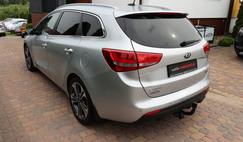 KIA Ceed  | 2015 | 136 KM | 1582cm3 | Srebrny full