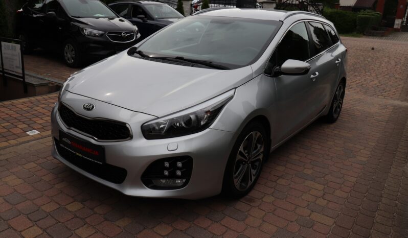 KIA Ceed  | 2015 | 136 KM | 1582cm3 | Srebrny full
