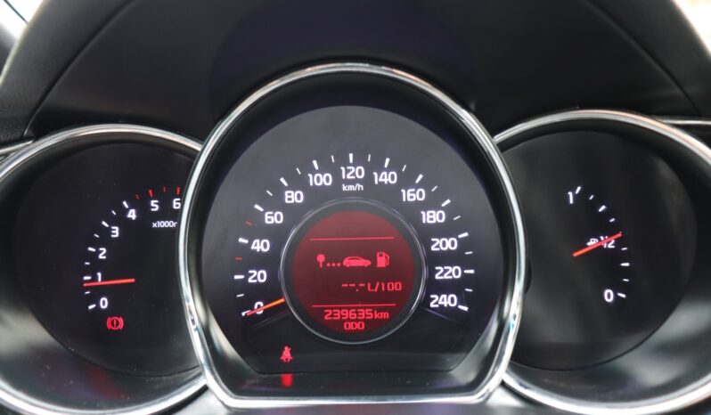 KIA Ceed  | 2015 | 136 KM | 1582cm3 | Srebrny full