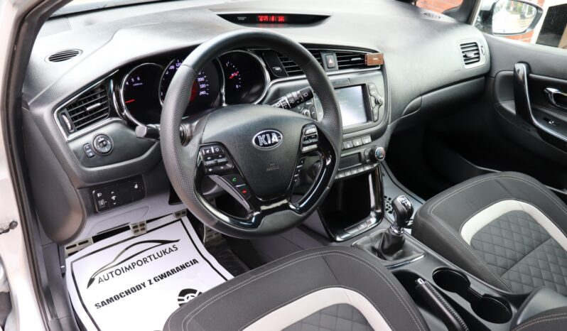 KIA Ceed  | 2015 | 136 KM | 1582cm3 | Srebrny full