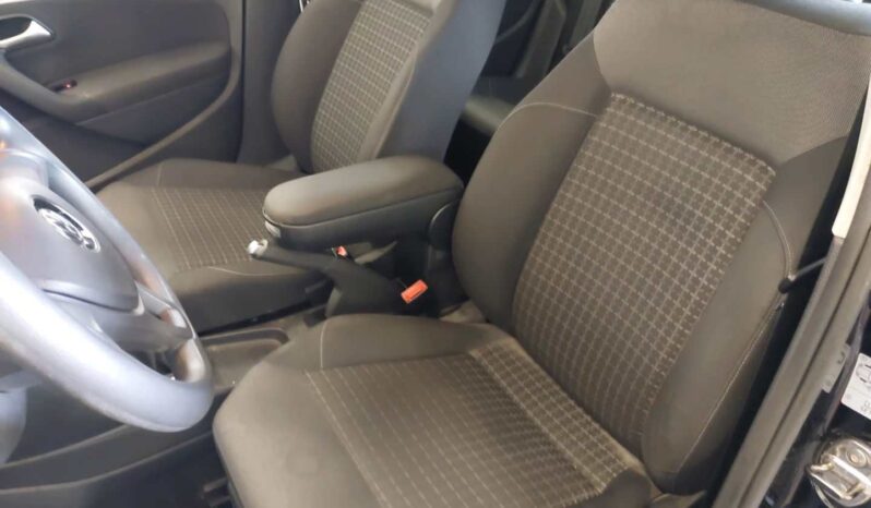 VOLKSWAGEN Polo  | 2014 | 60 KM | 999cm3 | Czarny full