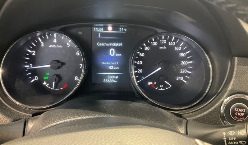 NISSAN Qashqai  | 2017 | 163 KM | 1618cm3 | Szary full