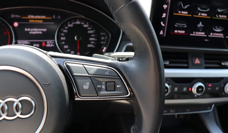 AUDI A4 Avant | 2022 | 163 KM | 1968cm3 | Czarny full