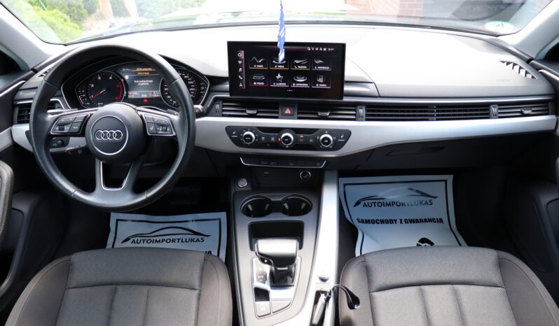 AUDI A4 Avant | 2022 | 163 KM | 1968cm3 | Czarny full