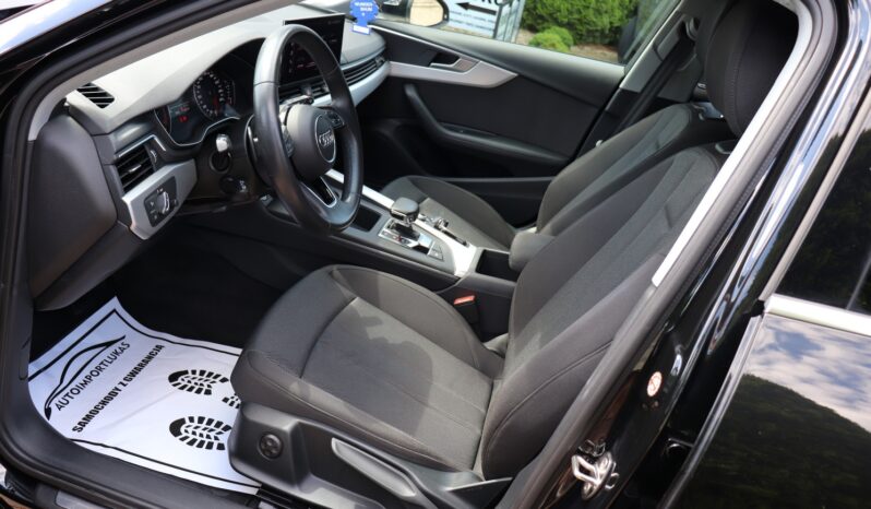 AUDI A4 Avant | 2022 | 163 KM | 1968cm3 | Czarny full