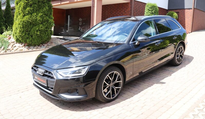AUDI A4 Avant | 2022 | 163 KM | 1968cm3 | Czarny full