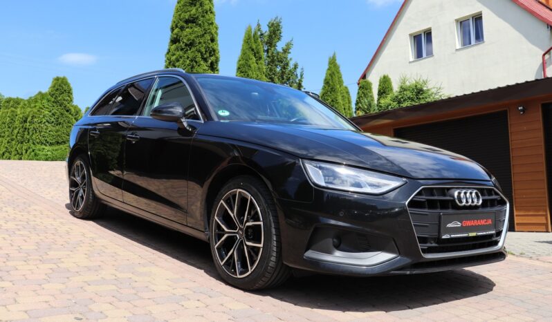 AUDI A4 Avant | 2022 | 163 KM | 1968cm3 | Czarny full