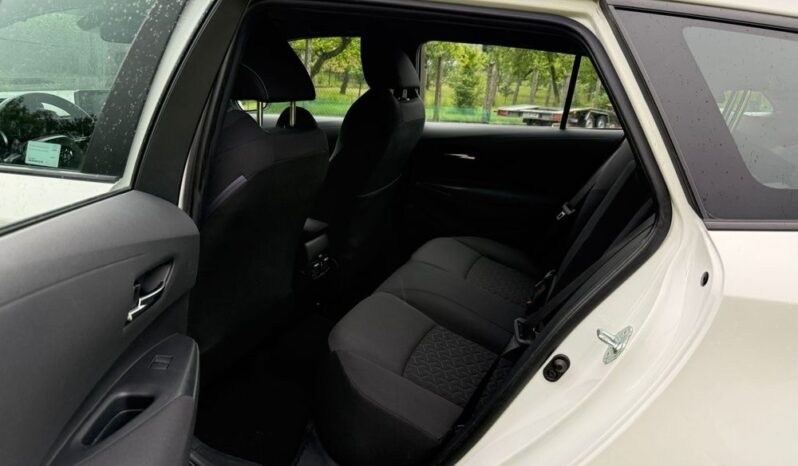 TOYOTA Corolla  | FWD (przód) | Manualna | 116 KM | Biały full