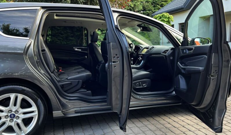 FORD S-Max  | FWD (przód) | Manualna | 150 KM | Szary full