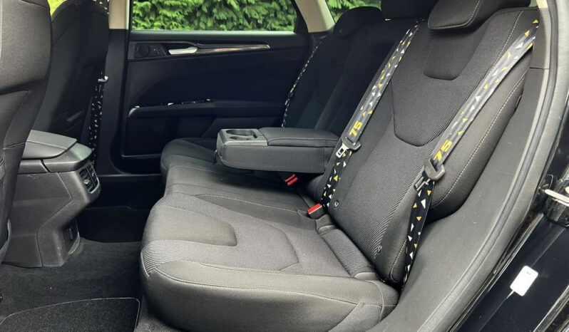 FORD Mondeo  | FWD (przód) | Manualna | 180 KM | Czarny full