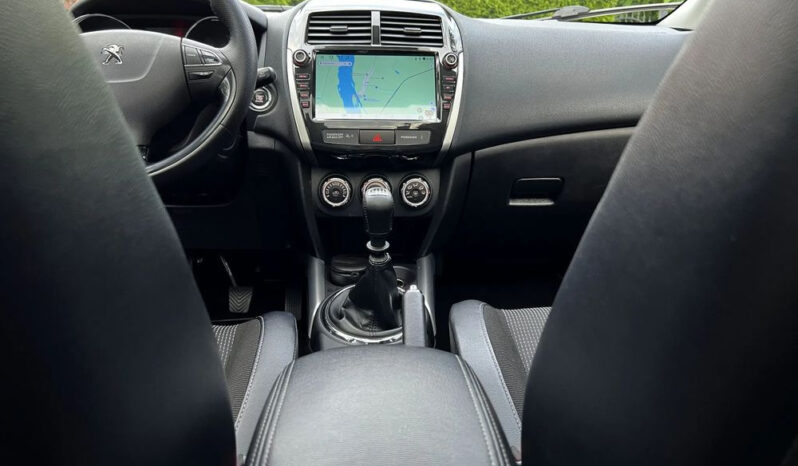 PEUGEOT 4008  | 4×4 (doł. ręcznie) | Manualna | 115 KM | Czarny full