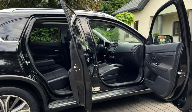 PEUGEOT 4008  | 4×4 (doł. ręcznie) | Manualna | 115 KM | Czarny full