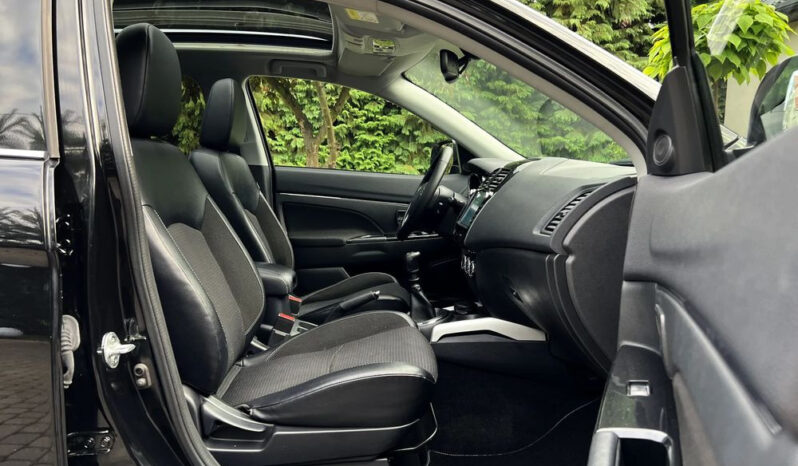 PEUGEOT 4008  | 4×4 (doł. ręcznie) | Manualna | 115 KM | Czarny full