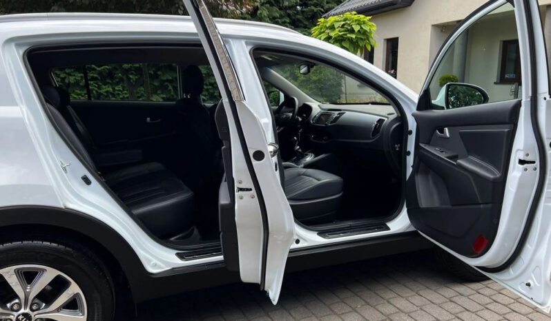 KIA Sportage  | FWD (przód) | Manualna | 135 KM | Biały full